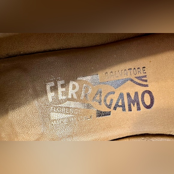 Salvatore Ferragamo tan/lilac flats - Picture 11 of 11